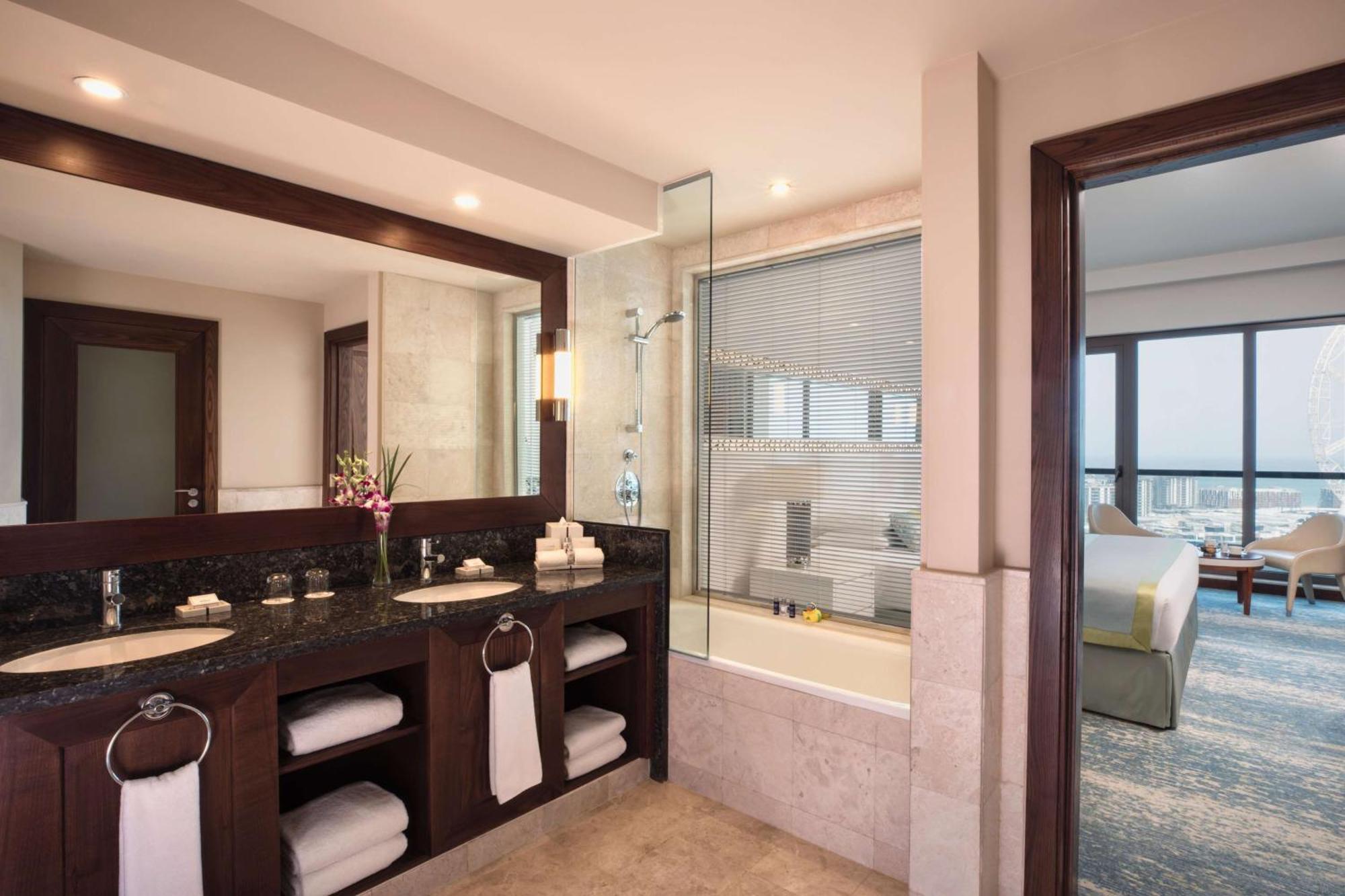 Ja Ocean View Hotel, Jumeirah Beach Dubai Luaran gambar Bathroom